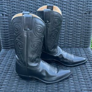 Tony Lama black cowboy pull on leather boots